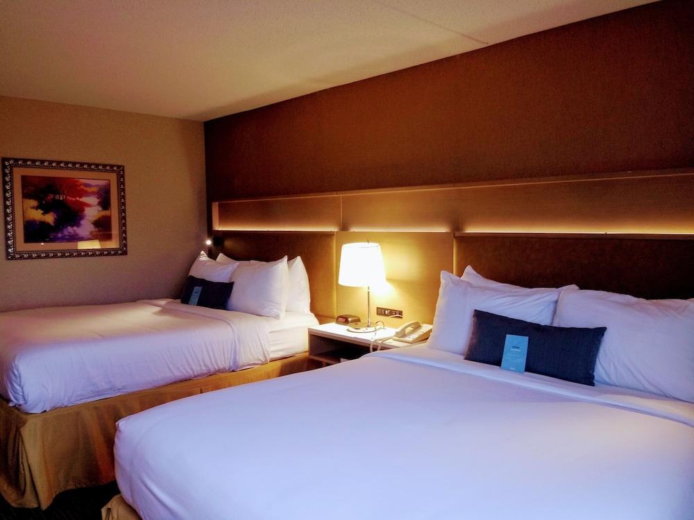 Wyndham Garden Conference Center Champaign - Urbana Hotel Luaran gambar