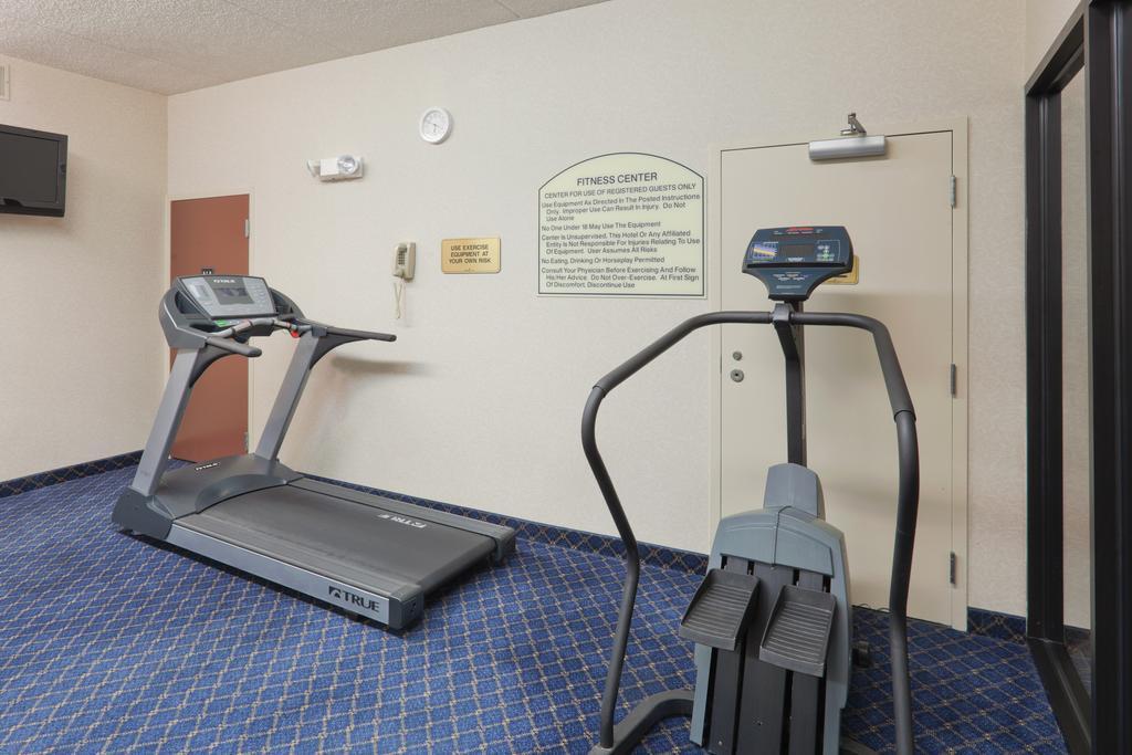 Wyndham Garden Conference Center Champaign - Urbana Hotel Luaran gambar