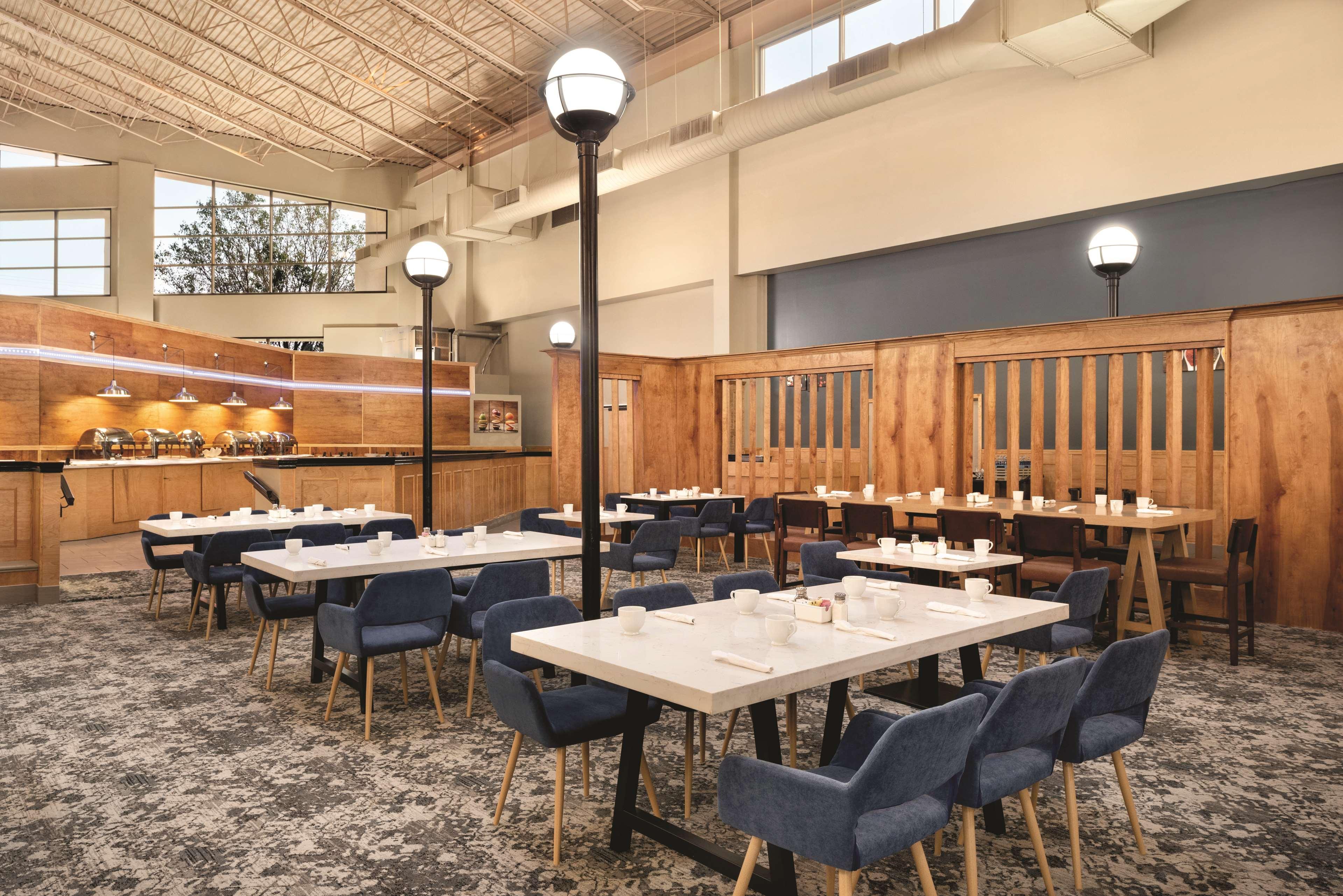 Wyndham Garden Conference Center Champaign - Urbana Hotel Luaran gambar