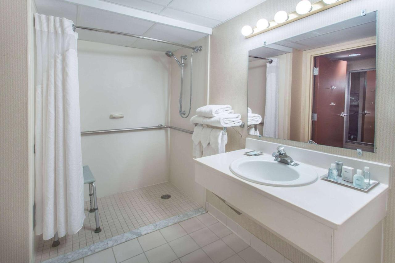 Wyndham Garden Conference Center Champaign - Urbana Hotel Luaran gambar