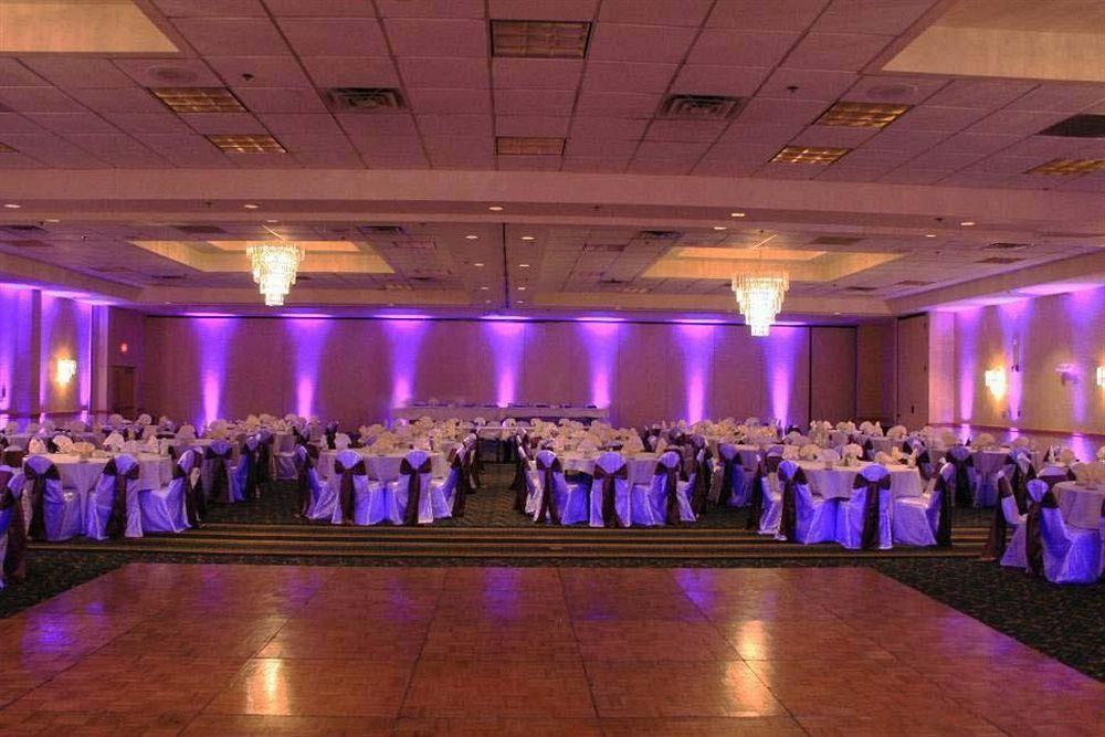 Wyndham Garden Conference Center Champaign - Urbana Hotel Luaran gambar