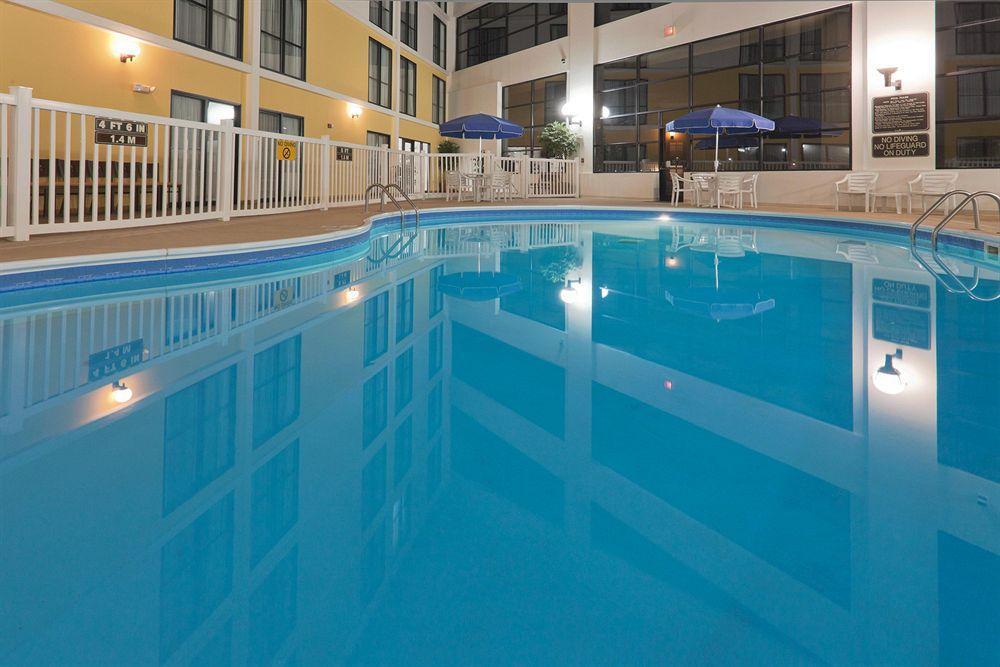 Wyndham Garden Conference Center Champaign - Urbana Hotel Luaran gambar
